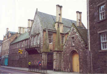 Picture of Moray House from the road